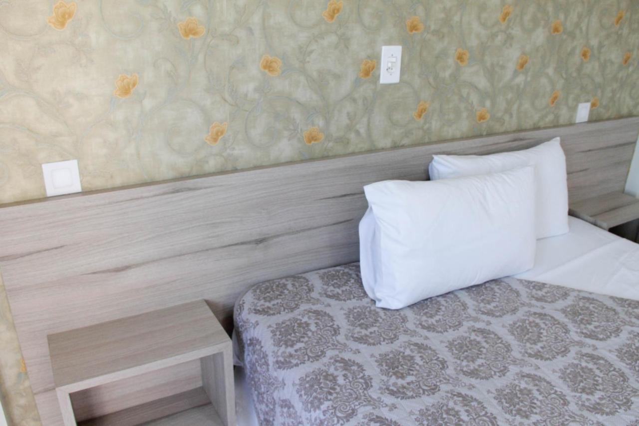 Aj Hotel Chapeco - Facil Acesso Patio Shopping E Rotula Da Bandeira מראה חיצוני תמונה